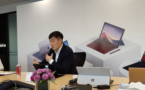 對話微軟鄒作基 云與AI雙輪驅(qū)動硬件創(chuàng)新，商用Surface構(gòu)建獨立銷售體系